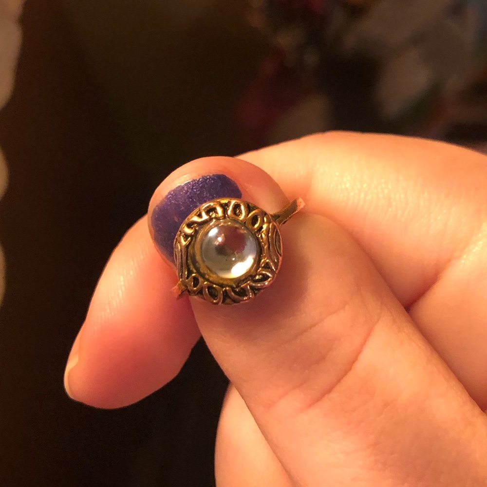 ISO rings like this Size 8, 8 1/2